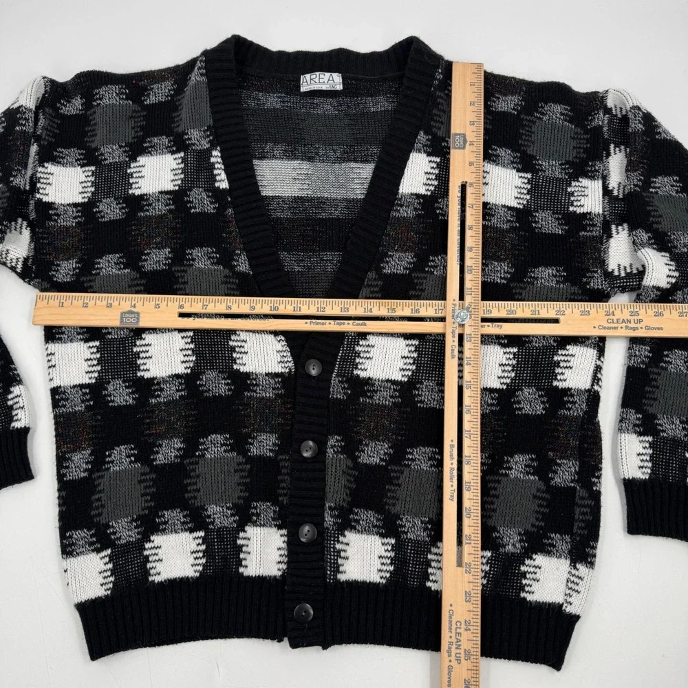 Vintage AREA Black White Gray Plaid Button V Neck Cardigan‎ Sweater Men's Large